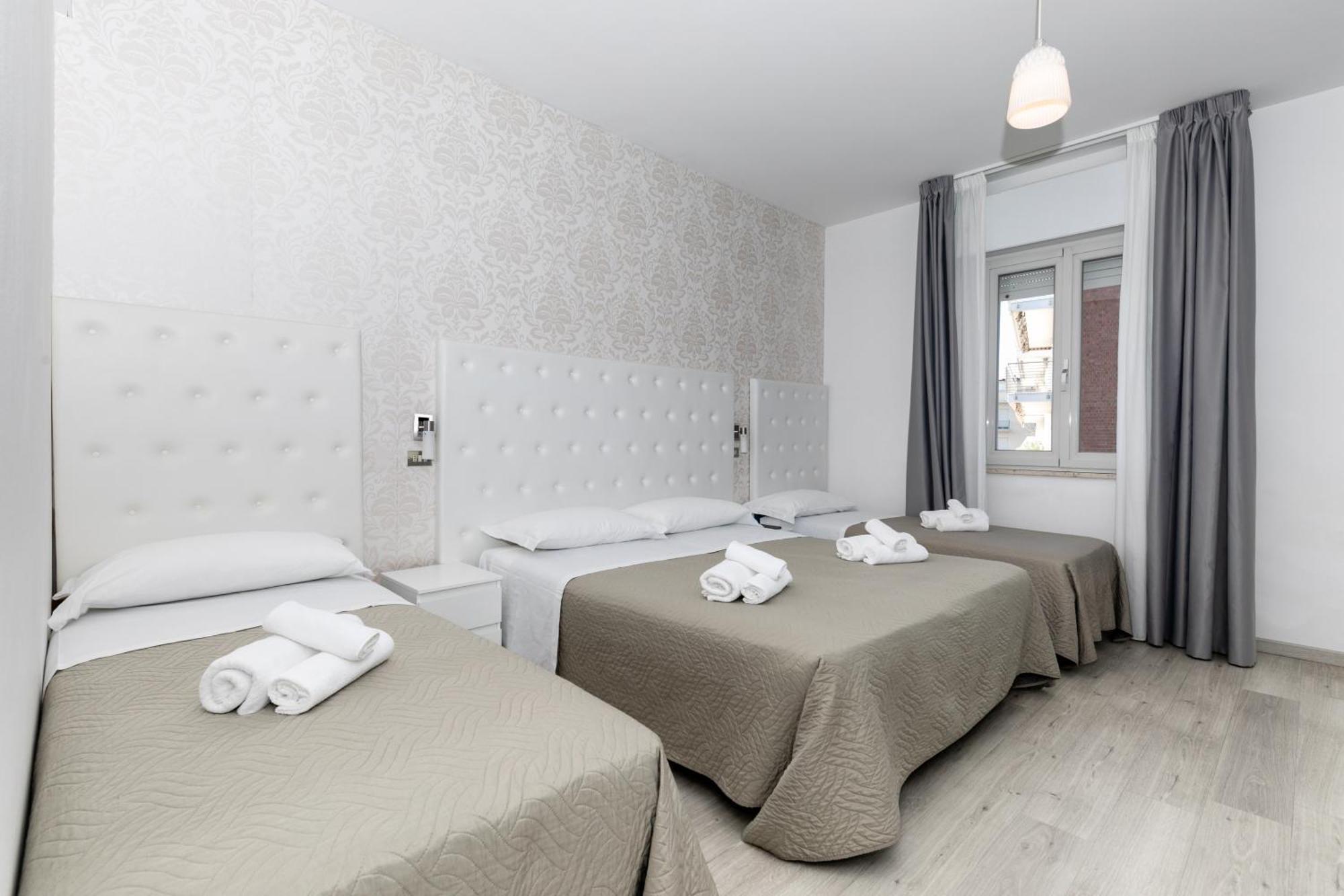 Hotel La Perla ريميني المظهر الخارجي الصورة